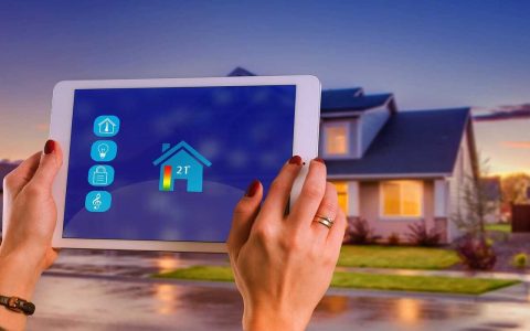ما هو المنزل الذكي smart home؟ وما الهدف منه ؟وكيف يعمل؟